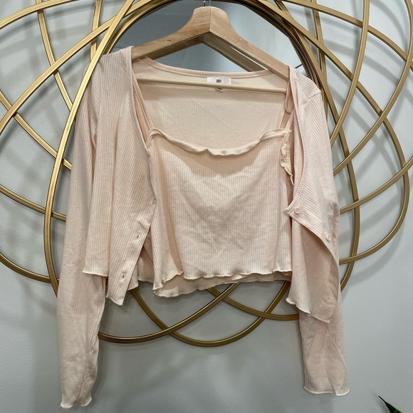 🛍️2 for $10 BP crop top shirt size Large - Picture 1 of 5